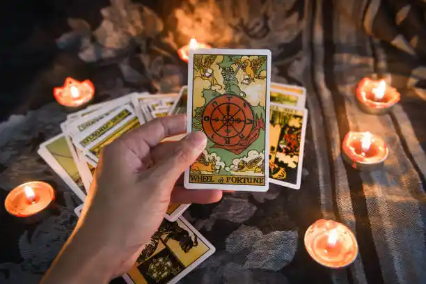 tarot cards Nowthen